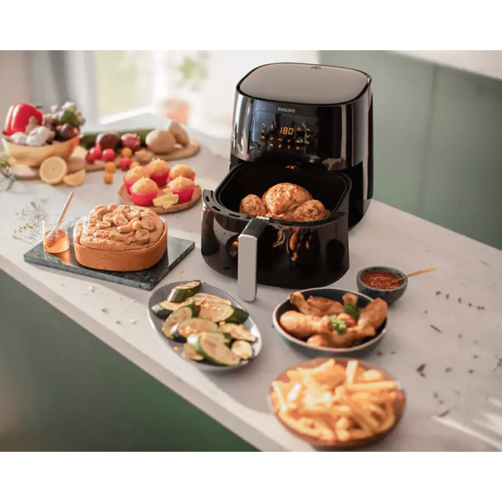 Philips HD9270/70, XL 6.2 Ltrs Air Fryer with Rapid Air Technology  (Black)